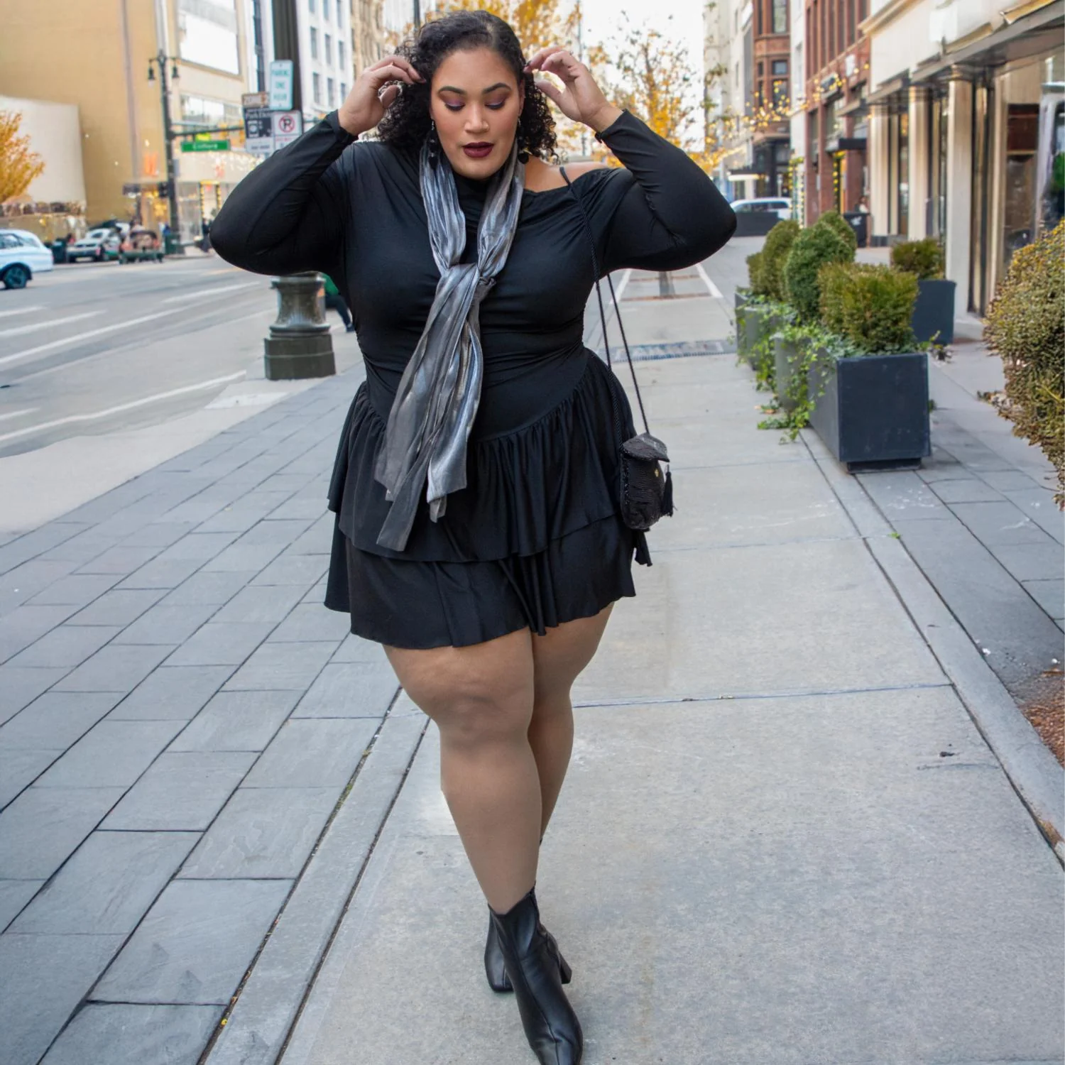 30 Denier Sheer Tights - Fudge - Image 7