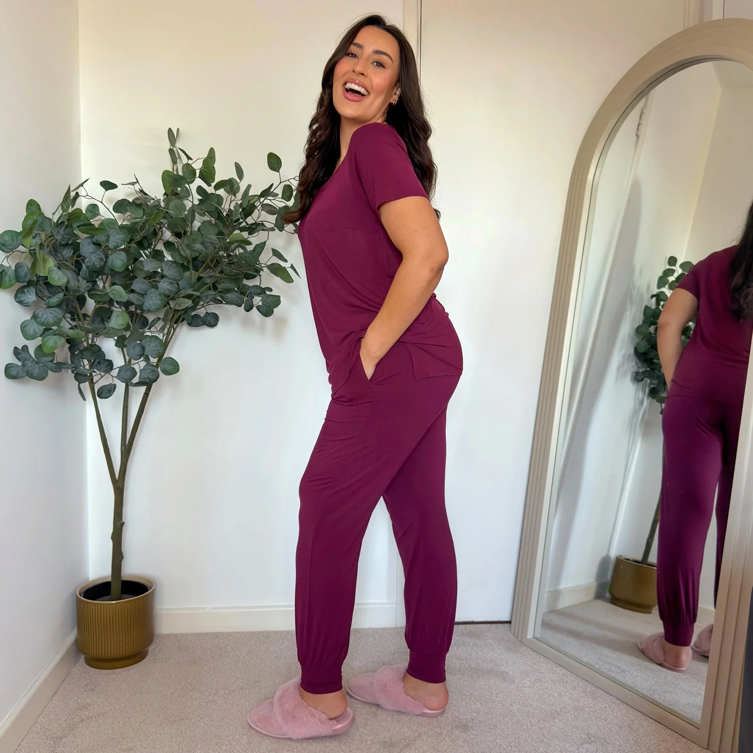 Bamboo Lounge Joggers - Cherry - Image 3