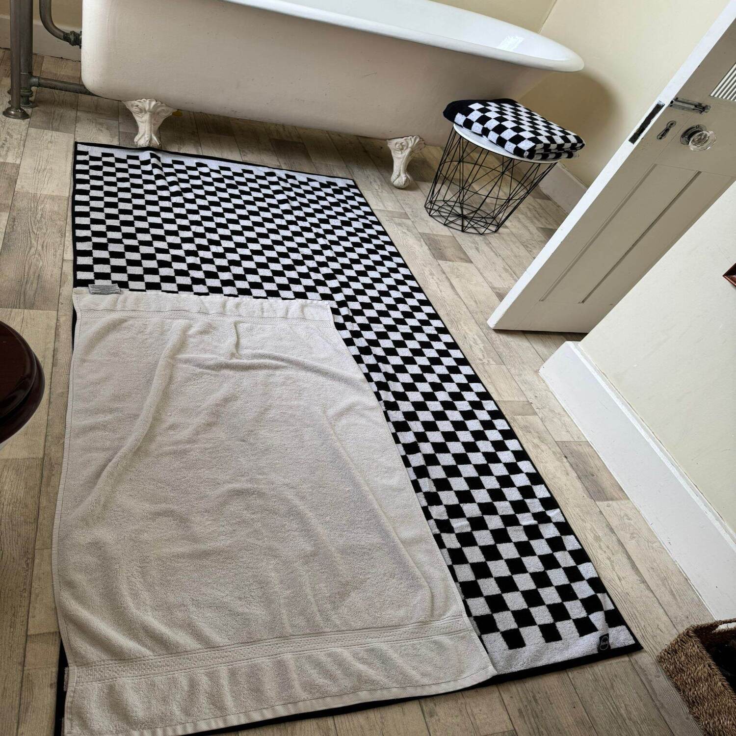 Big Softee Towel - Black - Image 7