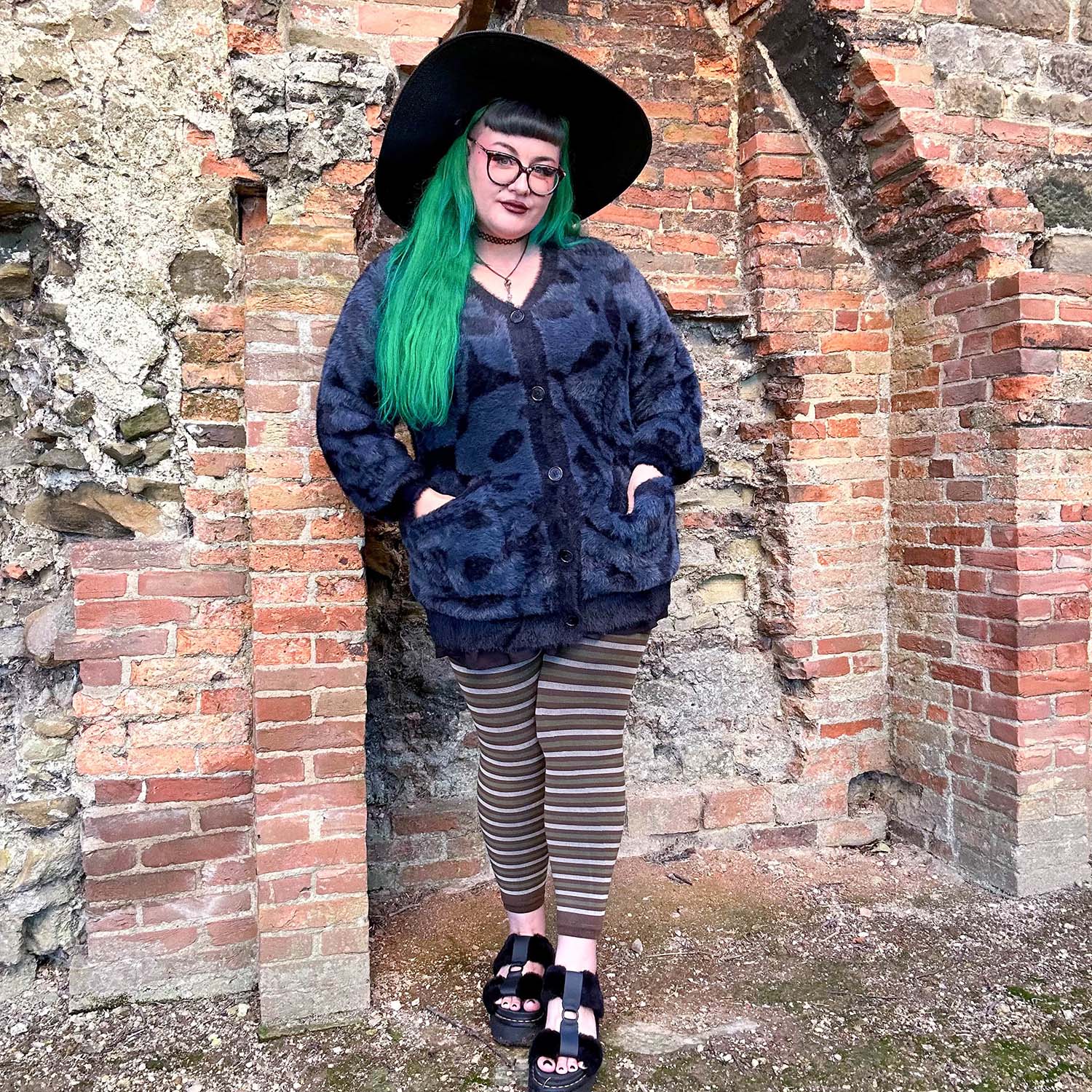 Cinnabar Footless Tights - Tyria - Image 11
