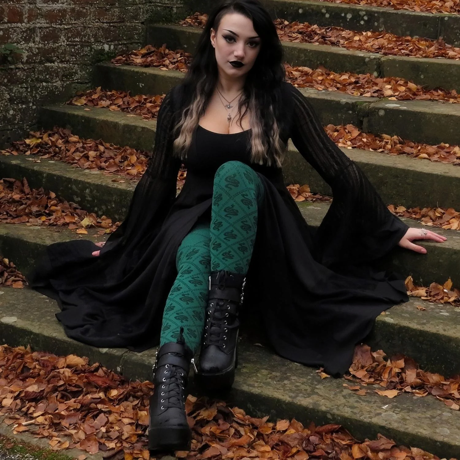 80 Denier Opaque Tights - Corra Snakes - Foliage Green - Image 3