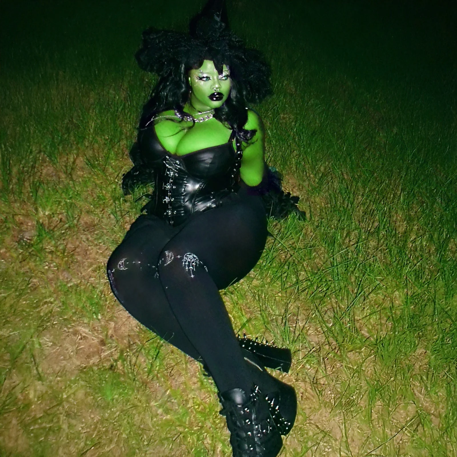 Coven - Image 11