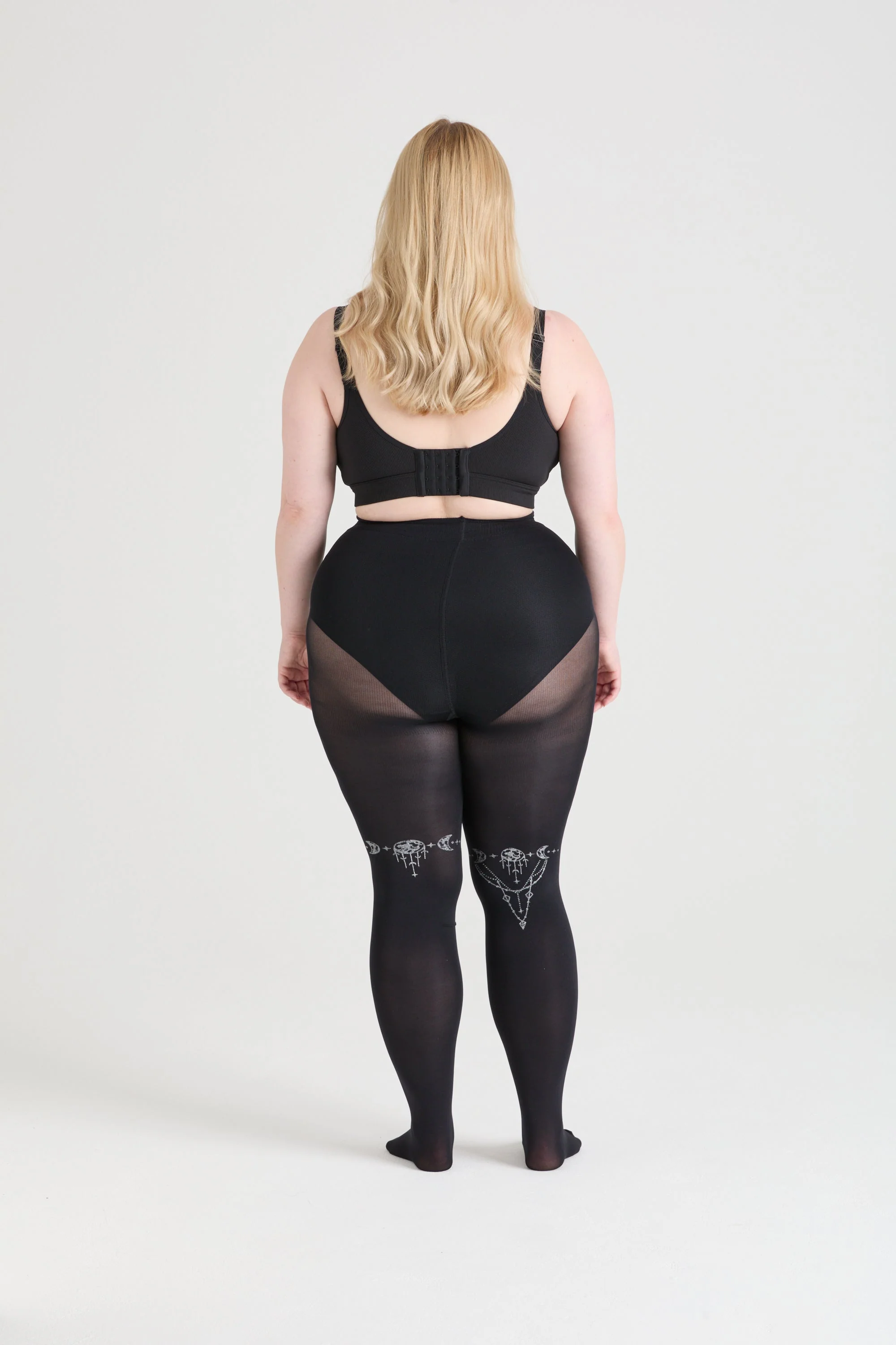 Coven - Image 13