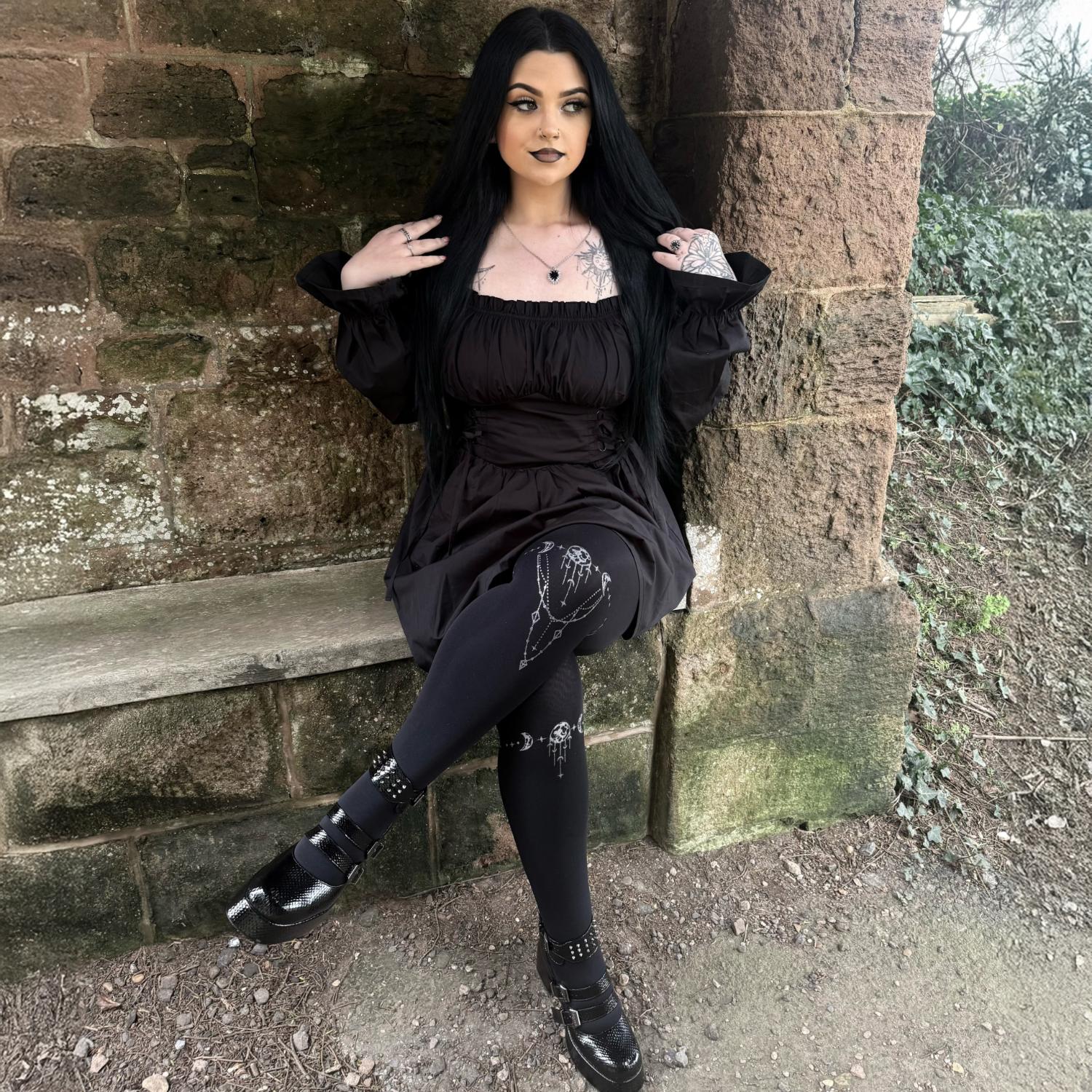 Coven - Image 8