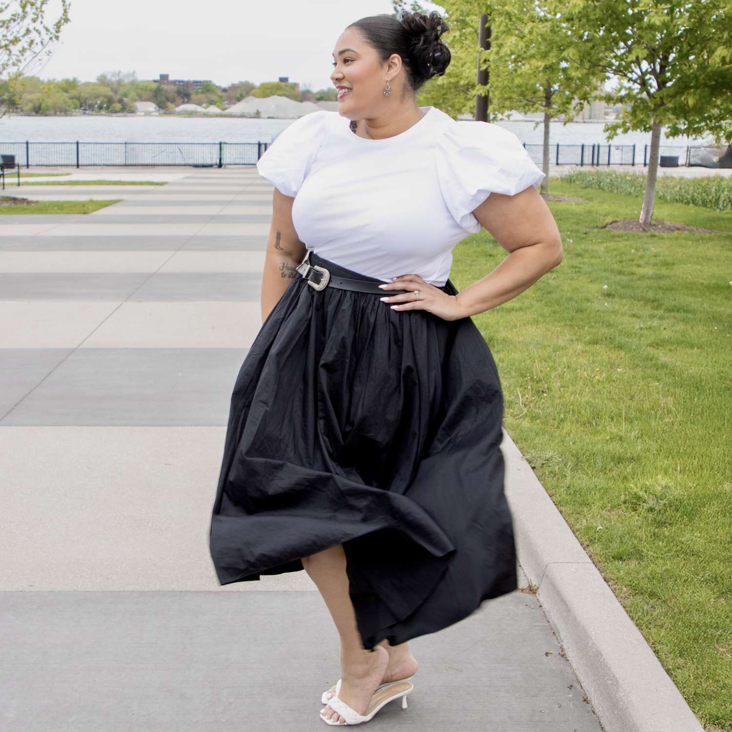 Crew neck Puff Sleeve Tee - White - Image 8