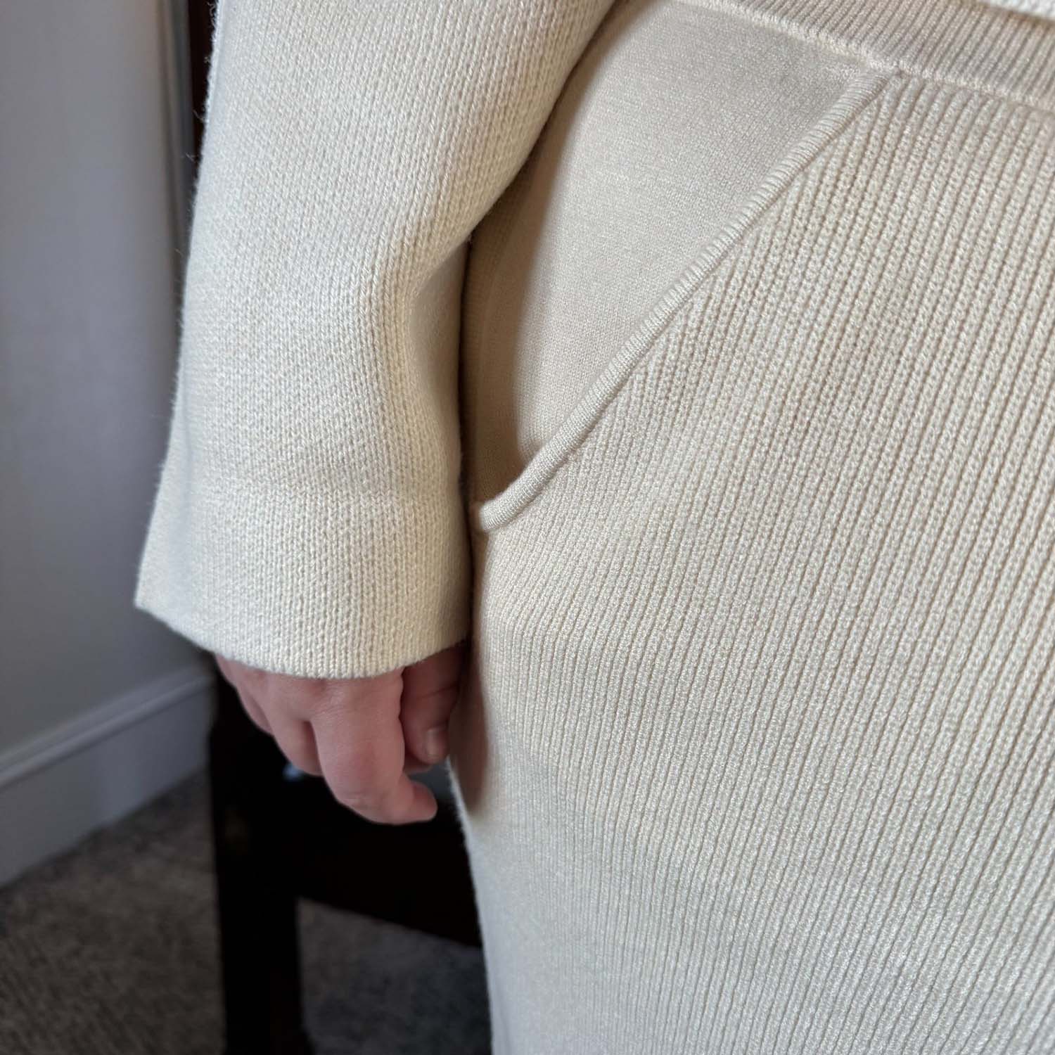 Knit Cropped Jumper - Oatmeal - Image 16