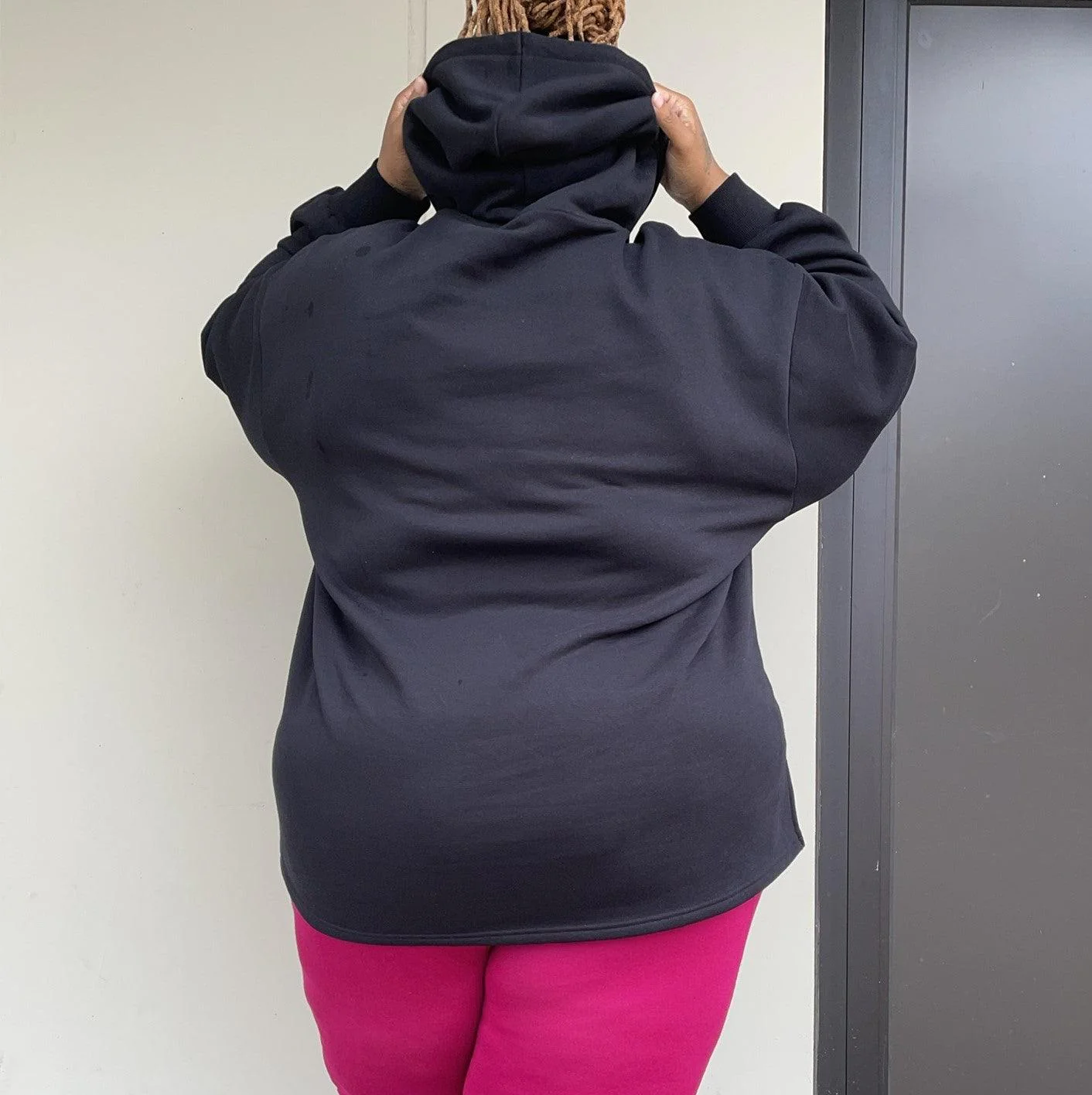 Organic Cotton Longline Hoodie - Black - Image 34