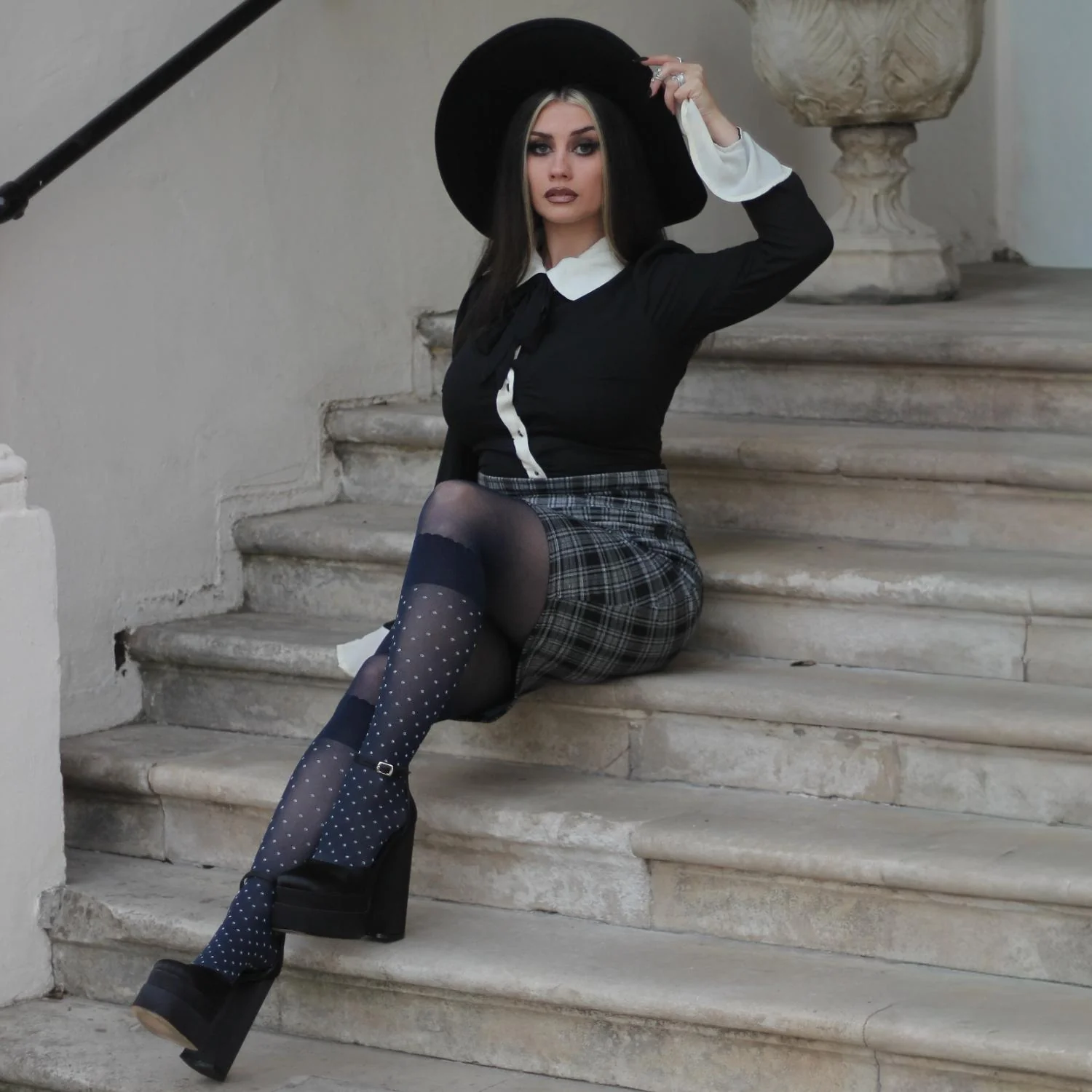 Seoul Chic Faux Sock Tights - Navy - Image 9