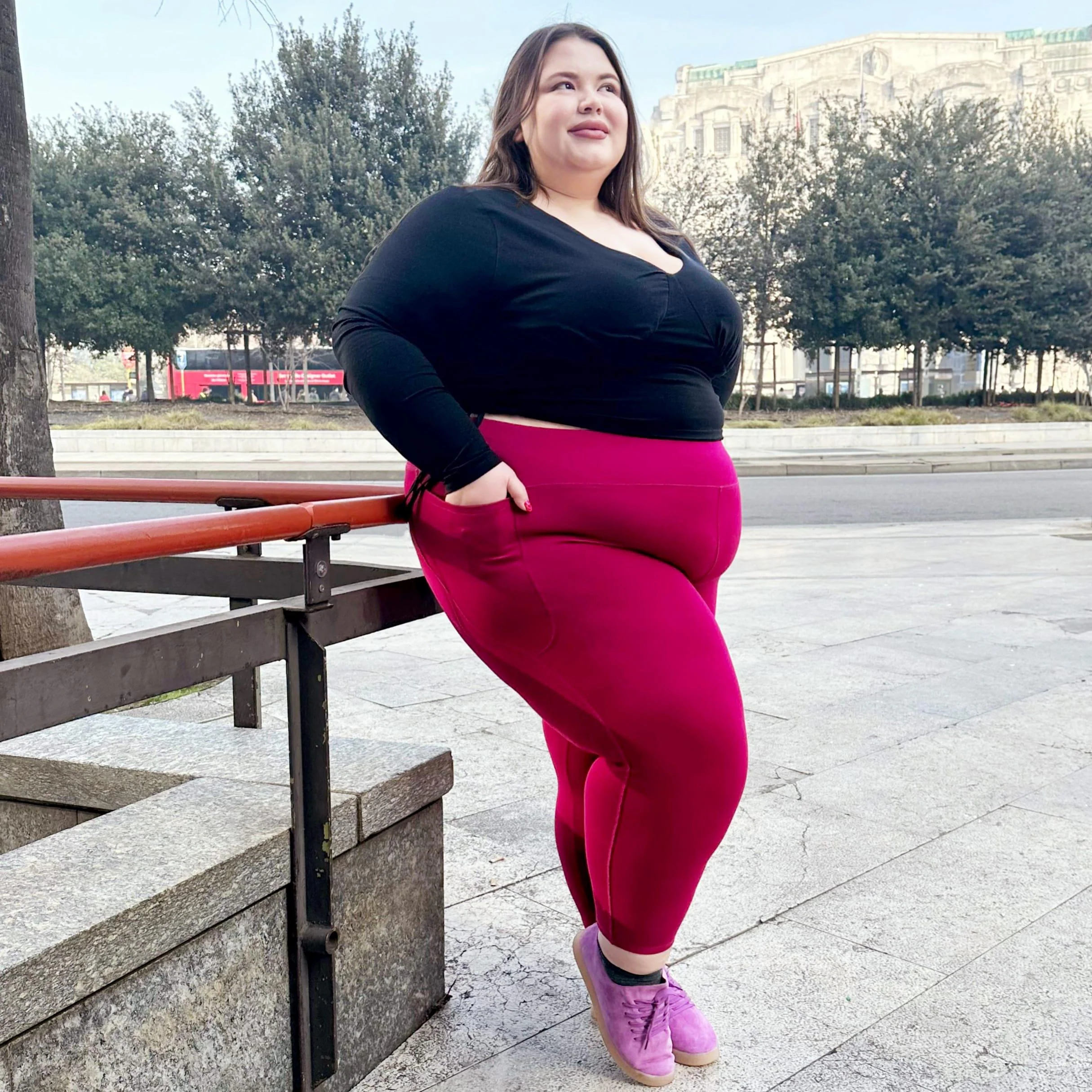 Squat Proof Short Leggings - Raspberry Pie - Image 10