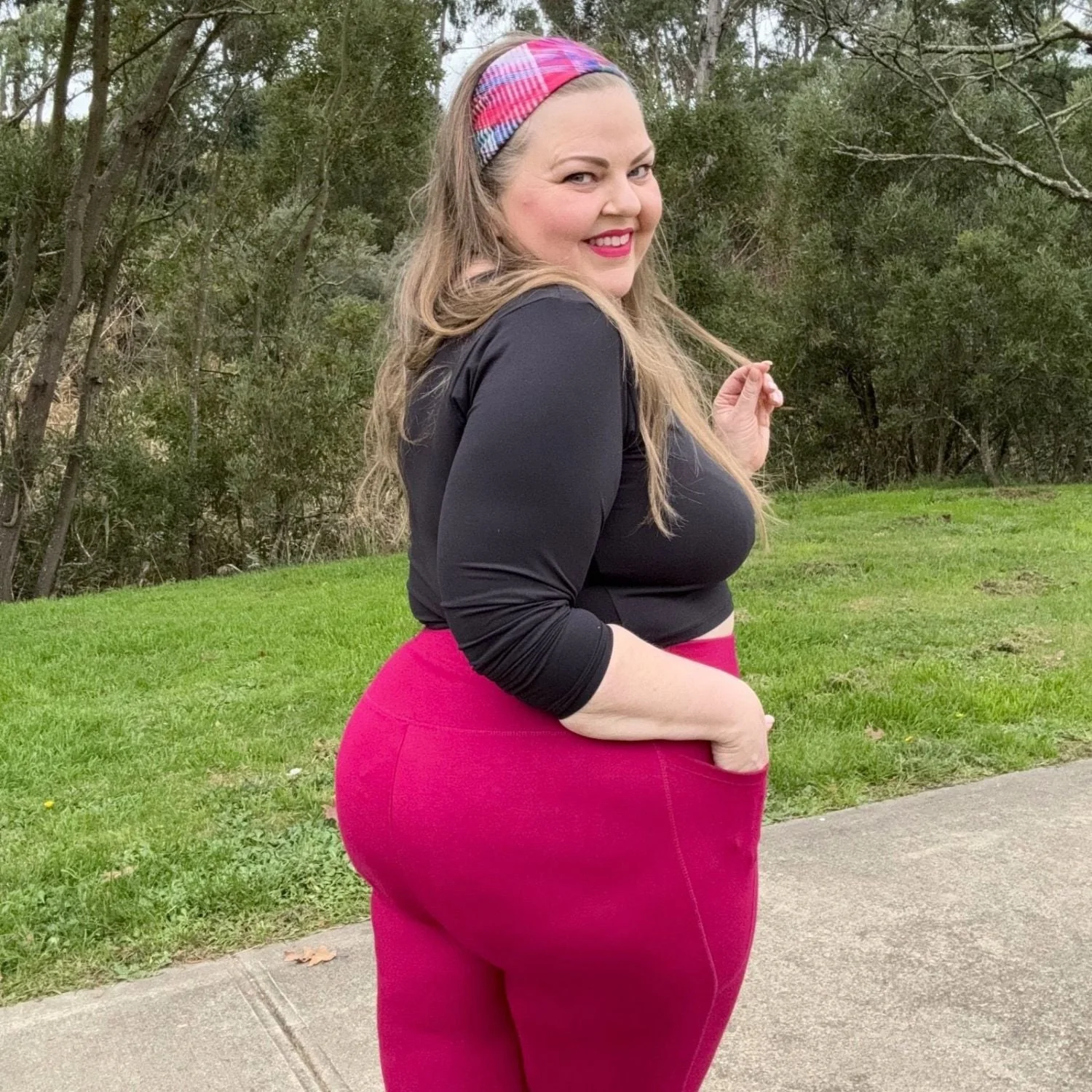 Squat Proof Short Leggings - Raspberry Pie - Image 9