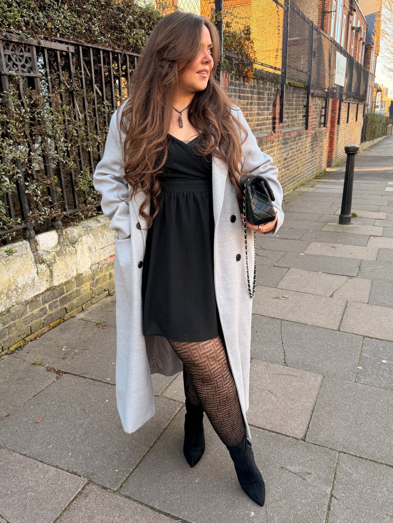 Fishnet Tights - Traditional in Black - Image 3